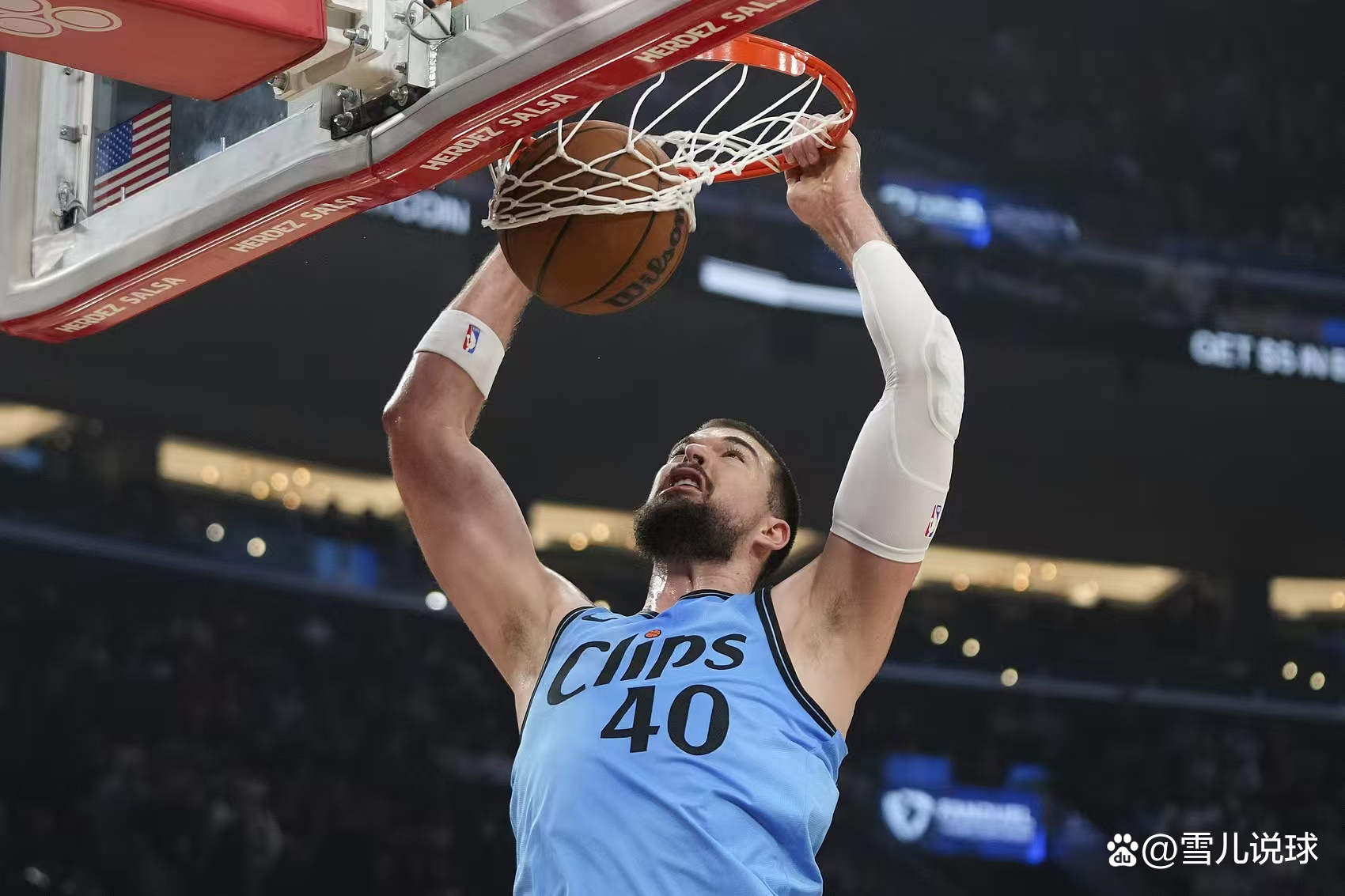 澳大利亚男篮碾压魔术，字母哥关键制胜