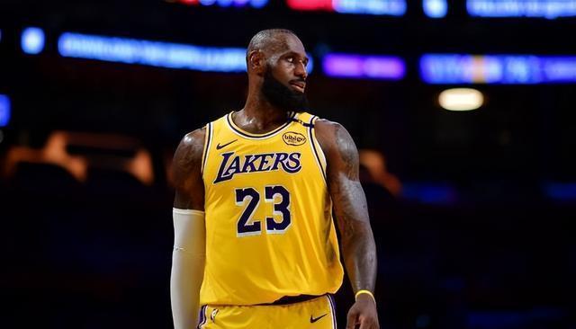 公牛逆转湖人，詹姆斯状态火热