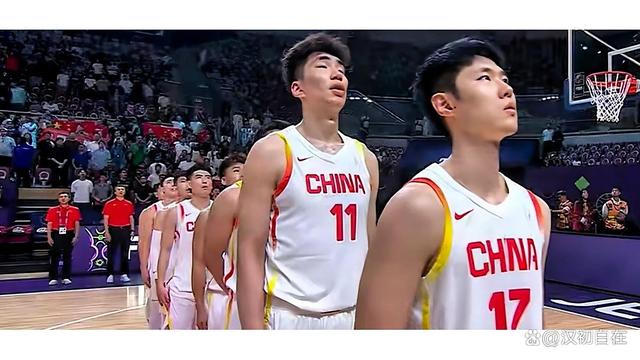 武汉男篮紧咬比分，锁定胜利