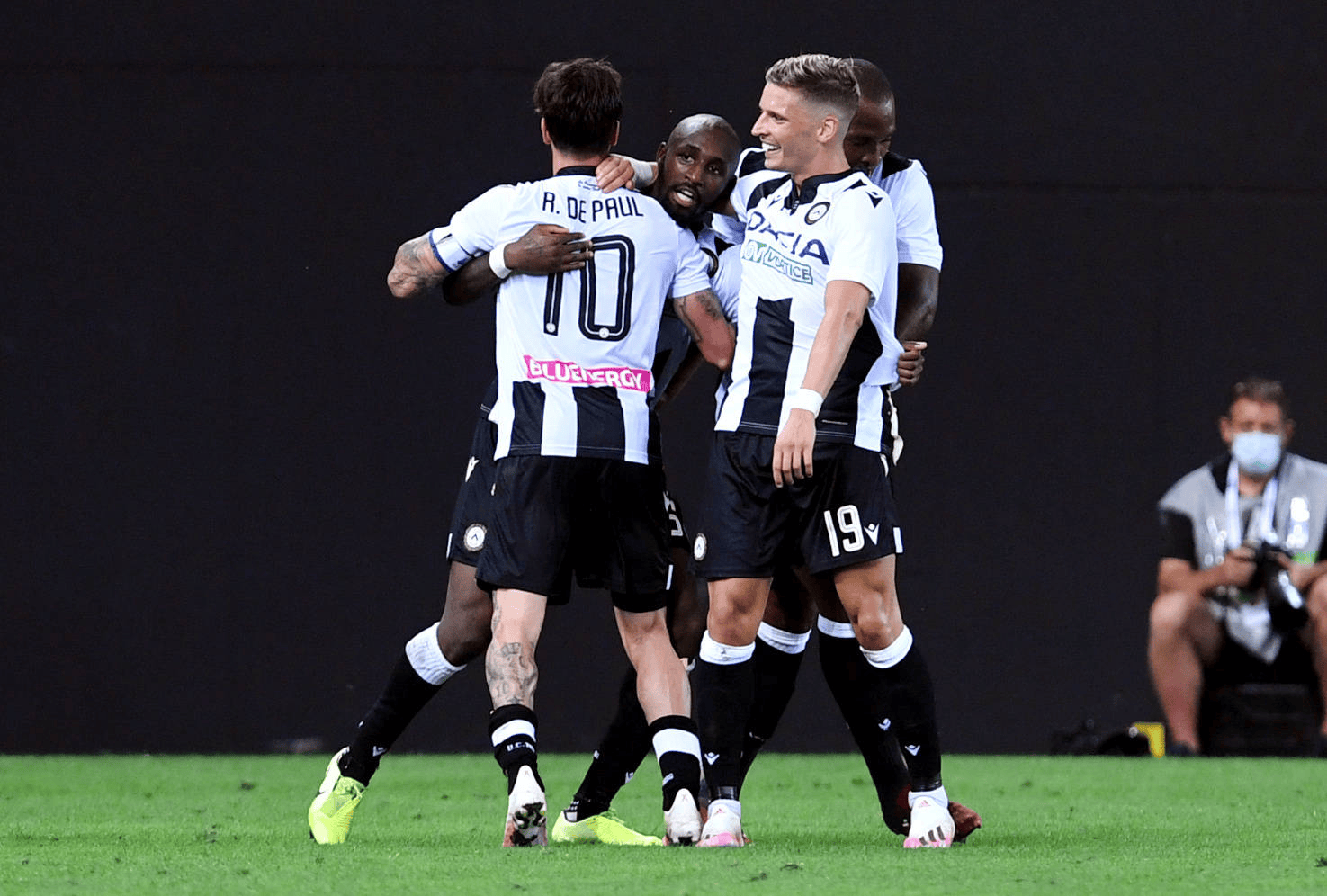 萨索洛客场大胜，意甲保级前景一片光明