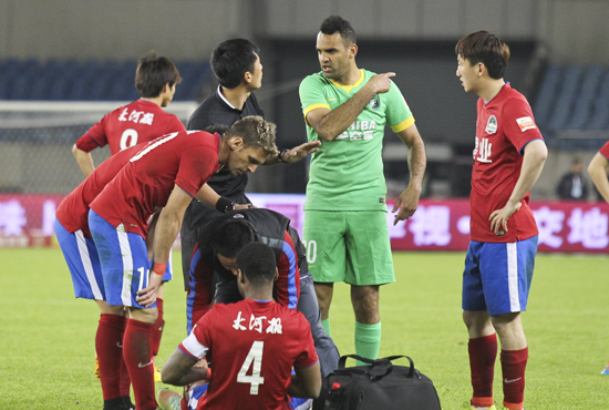 杭州绿城力争不败，与河南建业火爆对决